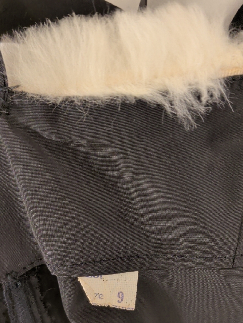 Vintage 50s Party Dress Fit & Flare Black Taffeta w/ Cream Fur Trim Fit XS 0 - Picture 5 of 10